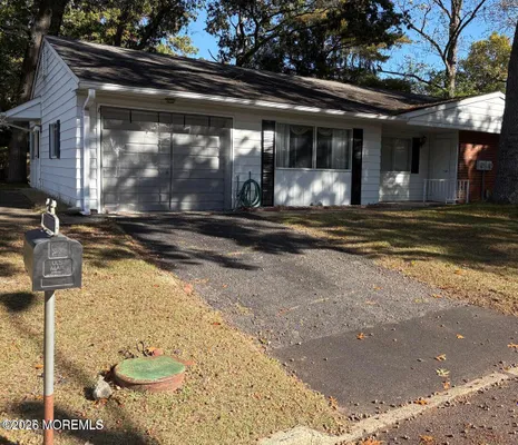 Property Slideshow image 2 of 17 | 8 nevada dr b, Whiting, NJ, 08759