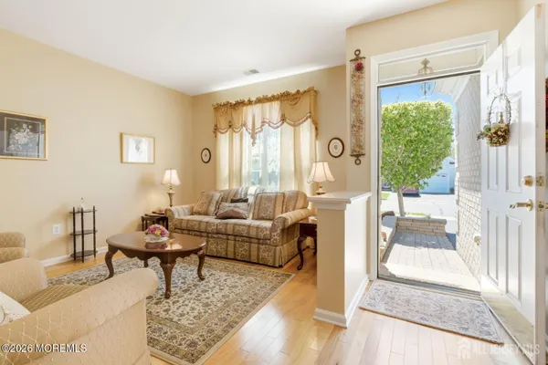 Property Slideshow image 3 of 40 | 16 barbaras way, Jackson, NJ, 08527