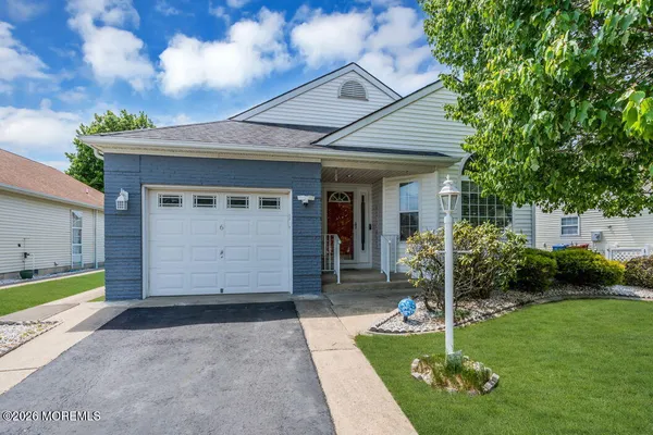 Property Slideshow image 2 of 48 | 6 abergele dr, Toms River, NJ, 08757