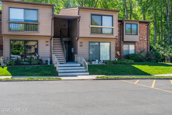 Property Slideshow image 2 of 38 | 42 manchester ct, Red Bank, NJ, 07701