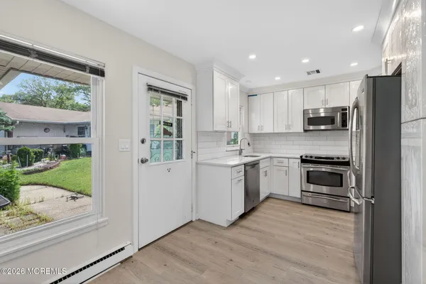Property Slideshow image 3 of 26 | 452 portsmouth dr b, Lakewood, NJ, 08701