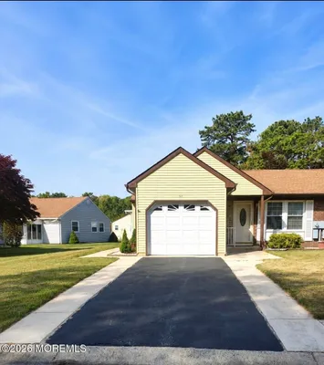 Property Slideshow image 3 of 18 | 6 stonybrook rd a, Whiting, NJ, 08759