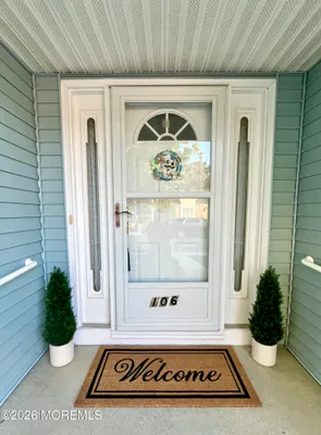 Property Slideshow image 2 of 40 | 106 chesterfield ln, Toms River, NJ, 08757