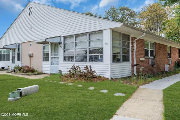 Property Slideshow image 3 of 15 | 65 b kennedy dr b, Whiting, NJ, 08759