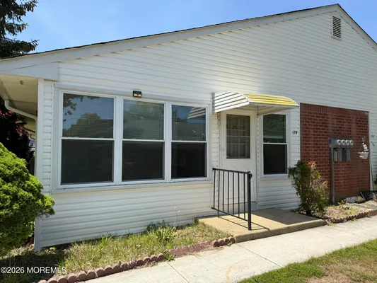 Property Slideshow image 3 of 26 | 17b snowberry ln, Whiting, NJ, 08759
