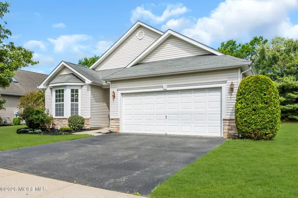 Property Slideshow image 2 of 24 | 317 damiano way, Lakewood, NJ, 08701