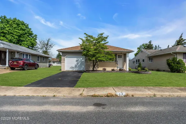 Property Slideshow image 3 of 43 | 17 margarita st, Toms River, NJ, 08757