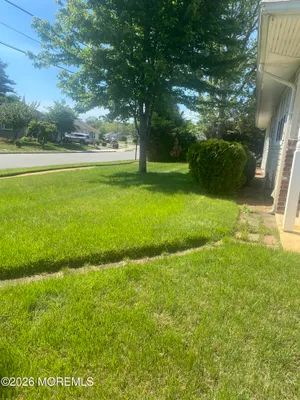 Property Slideshow image 2 of 5 | 1698 yorktowne blvd, Toms River, NJ, 08753
