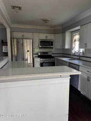 Property Slideshow image 3 of 26 | 28 baser ln, Brick, NJ, 08724