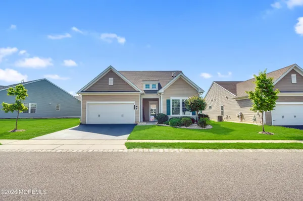 Property Slideshow image 2 of 52 | 21 aylesford ln, Manchester, NJ, 08759