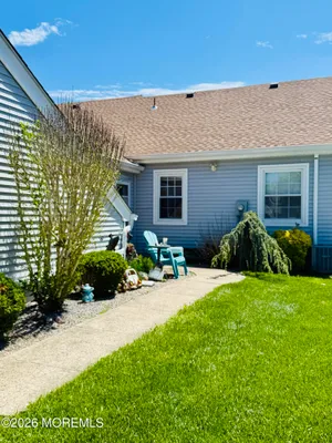 Property Slideshow image 3 of 7 | 137 halden strasse c, Freehold, NJ, 07728
