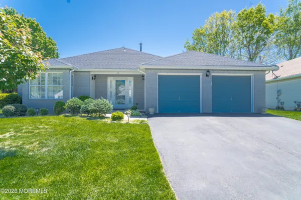 Property Slideshow image 2 of 7 | 19 mayapple dr, Brick, NJ, 08724
