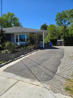 Property Slideshow image 2 of 24 | 24 newport pl, Toms River, NJ, 08753