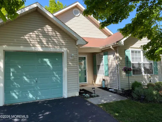 Property Slideshow image 2 of 22 | 35 meadows ln, Whiting, NJ, 08759