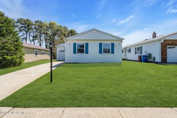Property Slideshow image 3 of 29 | 34 purnell st, Toms River, NJ, 08757