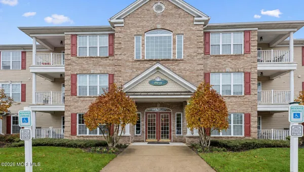 Property Slideshow image 2 of 24 | 338 sophee ln 338, Lakewood, NJ, 08701