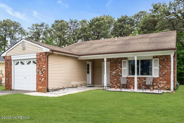 Property Slideshow image 2 of 24 | 141 seaview ave, Brick, NJ, 08723