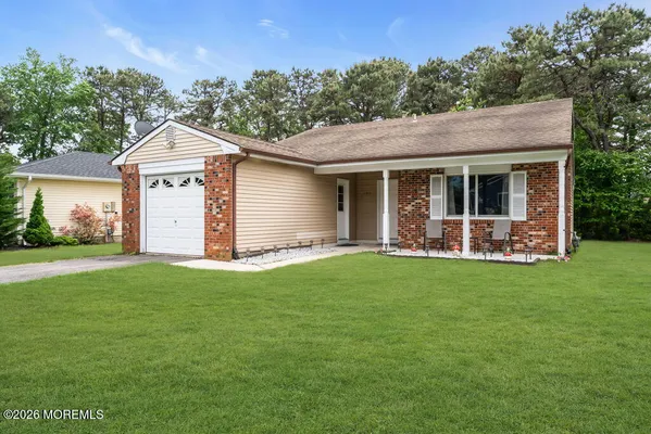 Property Slideshow image 3 of 24 | 141 seaview ave, Brick, NJ, 08723