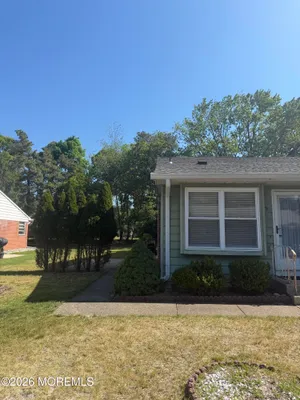 Property Slideshow image 2 of 23 | 31 homestead dr a, Whiting, NJ, 08759