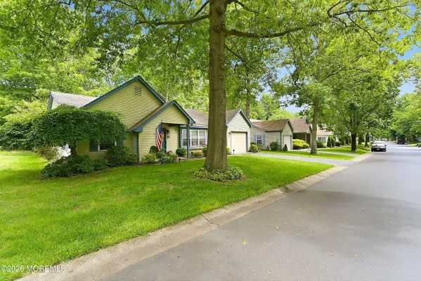 Property Slideshow image 3 of 46 | 89 morning glory ln, Whiting, NJ, 08759