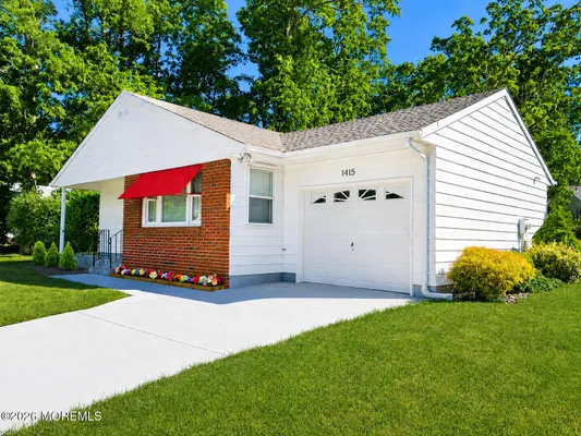 Property Slideshow image 2 of 15 | 1415 ark st, Toms River, NJ, 08755