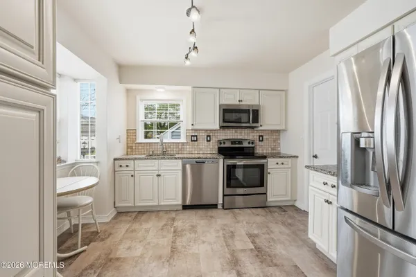 Property Slideshow image 3 of 21 | 1c cambridge dr, Monroe, NJ, 08831