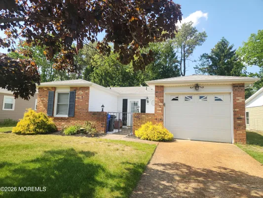 Property Slideshow image 3 of 25 | 89 courtshire dr, Brick, NJ, 08723