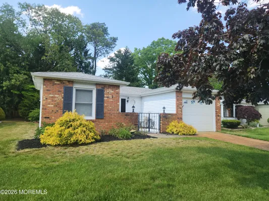 Property Slideshow image 2 of 25 | 89 courtshire dr, Brick, NJ, 08723