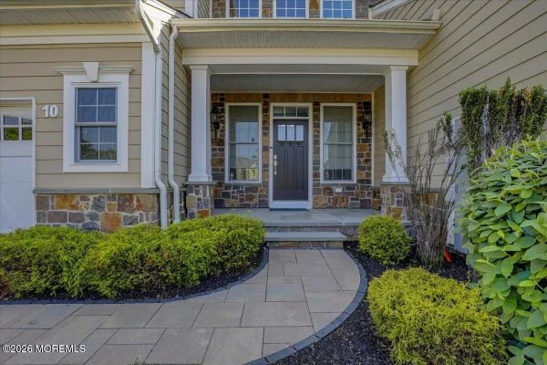 Property Slideshow image 3 of 47 | 10 greylynne ct, Holmdel, NJ, 07733