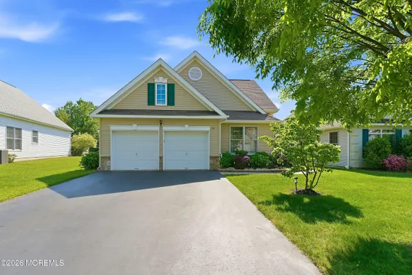 Property Slideshow image 2 of 74 | 16 dogwood dr, Ocean Twp, NJ, 07712