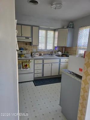 Property Slideshow image 2 of 3 | 24 milford ave 52, Whiting, NJ, 08759