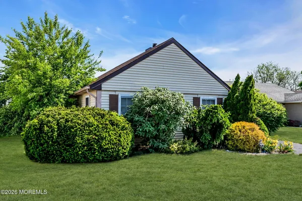 Property Slideshow image 3 of 33 | 44 buckingham dr, Manchester, NJ, 08759