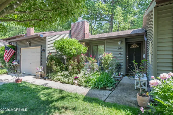 Property Slideshow image 2 of 36 | 14 andover ct, Red Bank, NJ, 07701