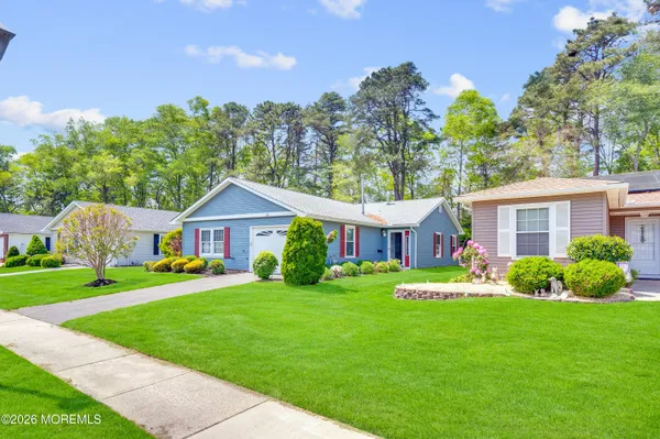 Property Slideshow image 2 of 36 | 26 blue ridge dr, Brick, NJ, 08724