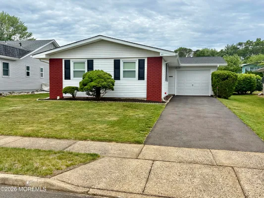 Property Slideshow image 2 of 37 | 41 whitman st, Brick, NJ, 08724