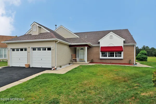 Property Slideshow image 2 of 45 | 7 alton ct, Toms River, NJ, 08757