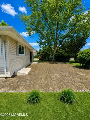 Property Slideshow image 2 of 18 | 1698 yorktowne blvd, Toms River, NJ, 08753