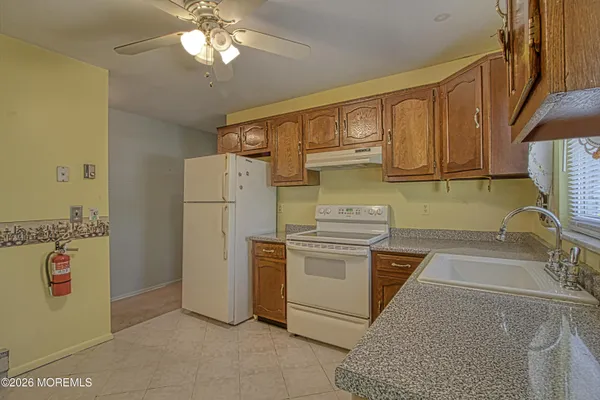 Property Slideshow image 3 of 24 | 12 potomac ln b, Whiting, NJ, 08759