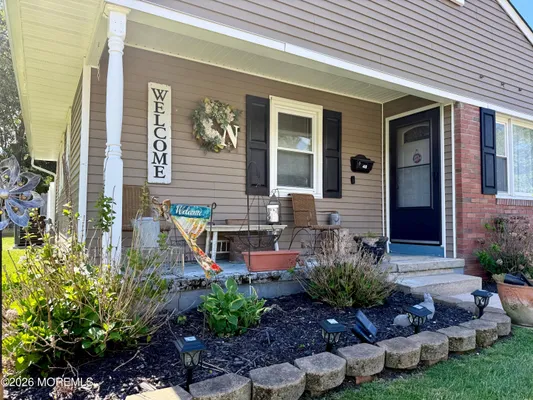 Property Slideshow image 2 of 36 | 48 sunflower ln, Toms River, NJ, 08755