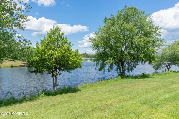 Property Slideshow image 2 of 25 | 106c edinburgh ln, Lakewood, NJ, 08701