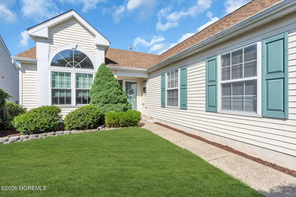 Property Slideshow image 2 of 58 | 67 s baker dr, Jackson, NJ, 08527