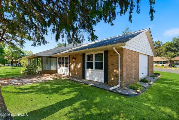 Property Slideshow image 2 of 53 | 44 buckingham dr b, Manchester, NJ, 08759