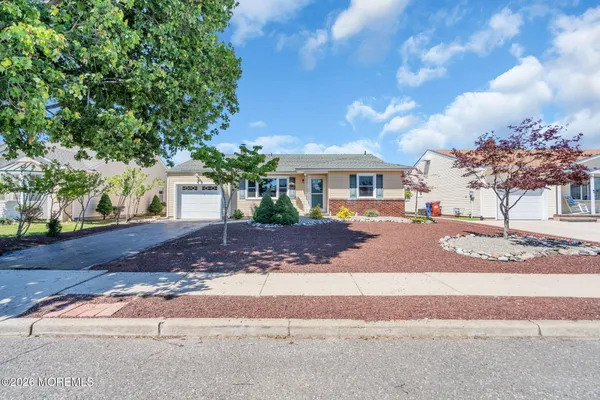 Property Slideshow image 3 of 35 | 10 sheridan rd, Toms River, NJ, 08757