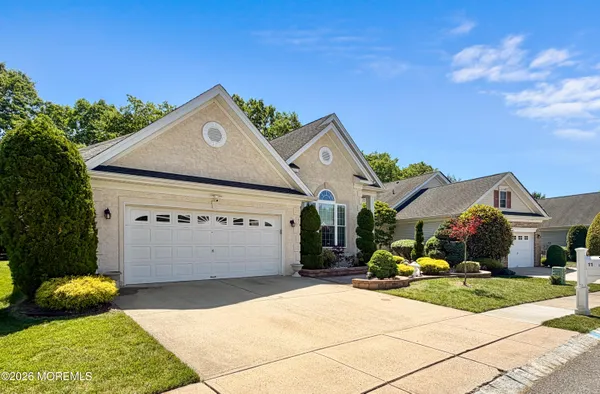 Property Slideshow image 2 of 33 | 11 sawgrass st, Jackson, NJ, 08527