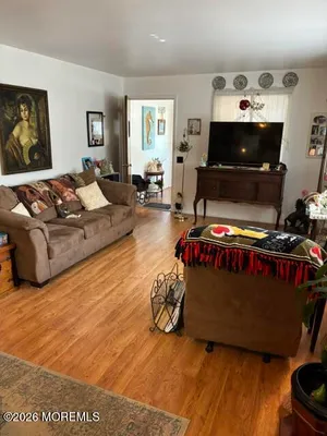 Property Slideshow image 3 of 11 | 1 a lexington dr, Whiting, NJ, 08759