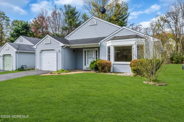 Property Slideshow image 2 of 35 | 23 chipmunk dr, Brick, NJ, 08724