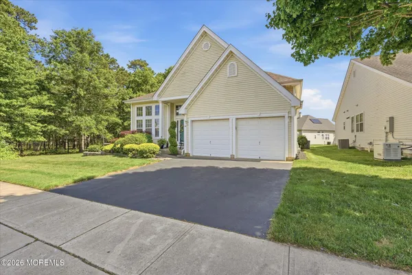 Property Slideshow image 3 of 58 | 112 mirage blvd, Barnegat, NJ, 08005