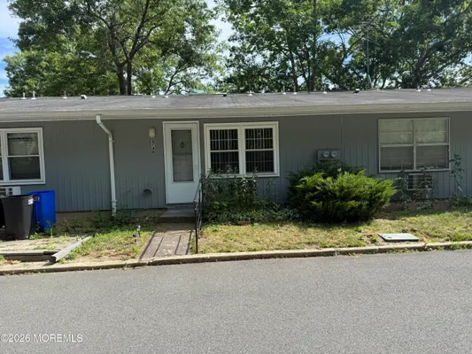 Property Slideshow image 2 of 6 | 474d thornbury ct, Lakewood, NJ, 08701