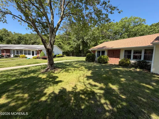 Property Slideshow image 3 of 41 | 220a buckingham ct, Lakewood, NJ, 08701