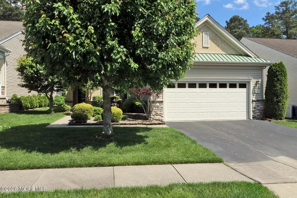Property Slideshow image 2 of 43 | 27 vineyard way, Barnegat, NJ, 08005